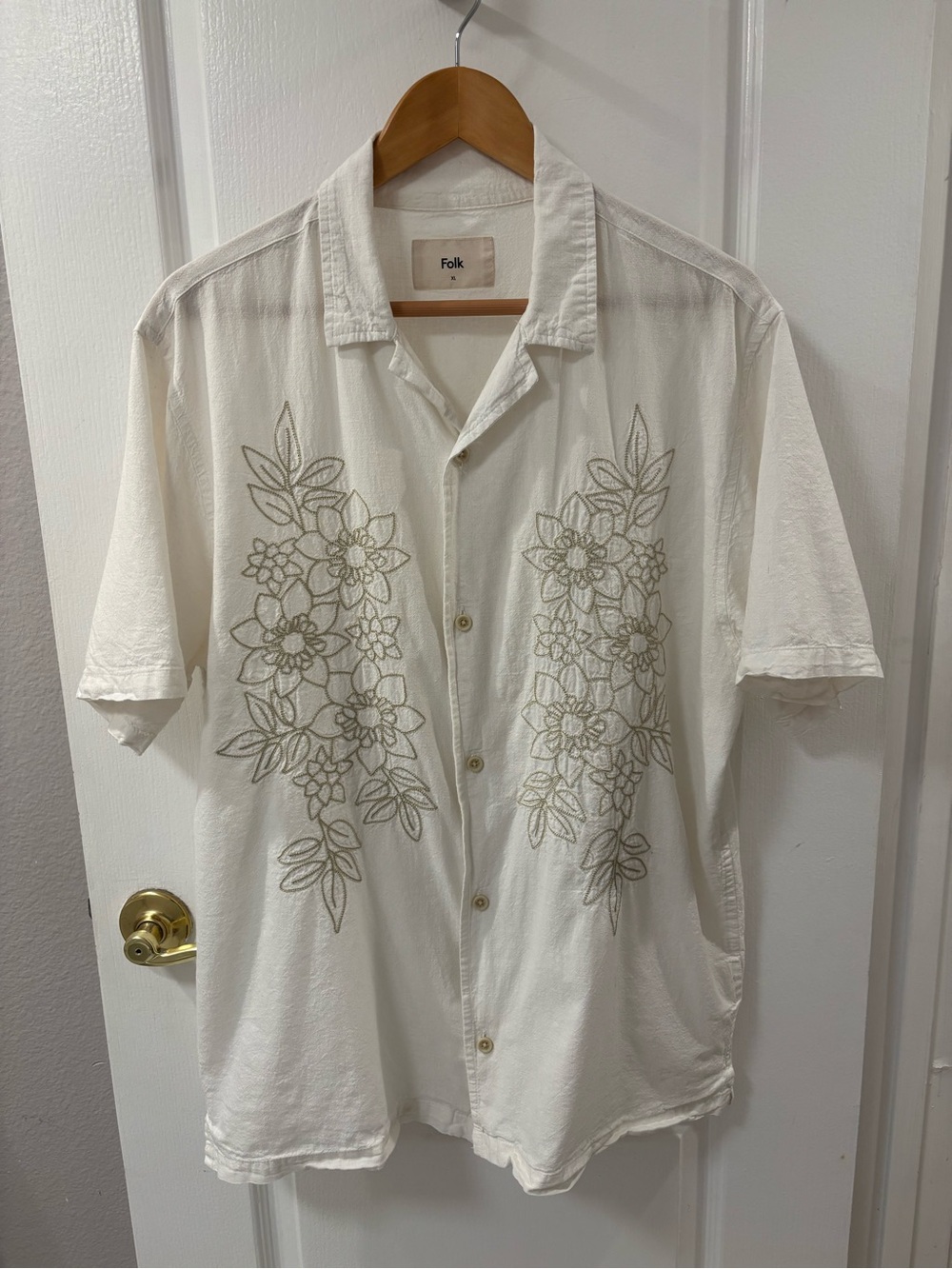 Folk Men’s White Short-Sleeve Camp Shirt Gold Floral Embroidery Cotton Linen